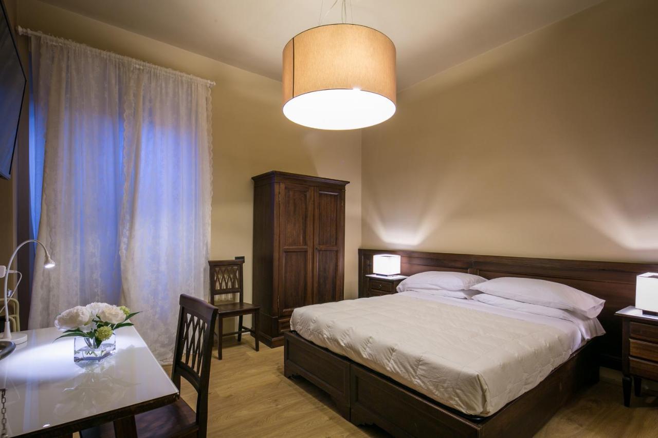Bed And Breakfast Mameli 67 Montefalco Exterior foto